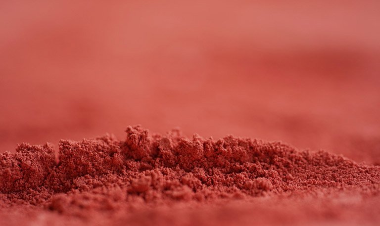 Chu sa thường ở dạng bột đỏ